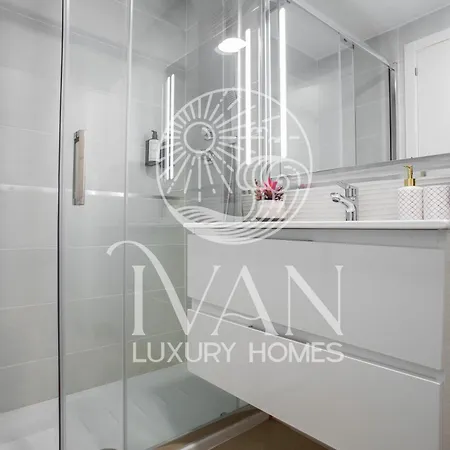Casa Nova Ivan Luxury Homes 2ªplta Sur 1ªlinea 아파트 오로페사델마르